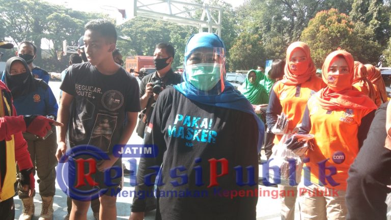 Khofififah Indar Parawansa Khofififah Indar Parawansa