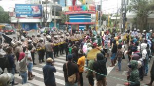 Suasana Aksi Yang Dilakukan Aliansi Mahasiswa Papua (AMP) Kota Malang, Sempat Memanas
