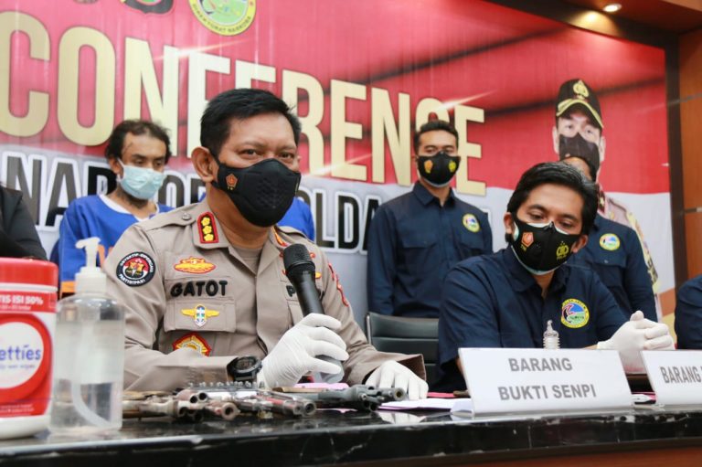 Ditresnarkoba Polda Jatim Tangkap Pengedar Sabu Bersenjata