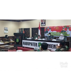 Penyerahan Dan Penandatanganan Berita Acara TMMD Ke-110 Oleh Dandim 0827 Sumenep ini isinya..