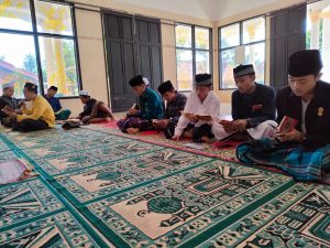 Majelis Santre Sokarajjeh Gelar Hatmil Qur'an