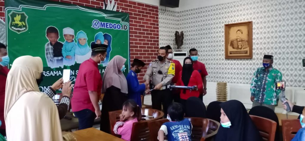 Media Medgo.id Jatim Santuni Anak Yatim di Kabupaten Sumenep