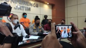 Subdit III Jatanras Ditreskrimum Polda Jatim Bongkar Sindikat Pembuat Hasil Swab Illegal