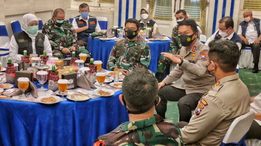 Forkopimda Jatim Gelar Rapat Koordinasi Strategi Penanganan Covid-19 di Kabupaten Sampang
