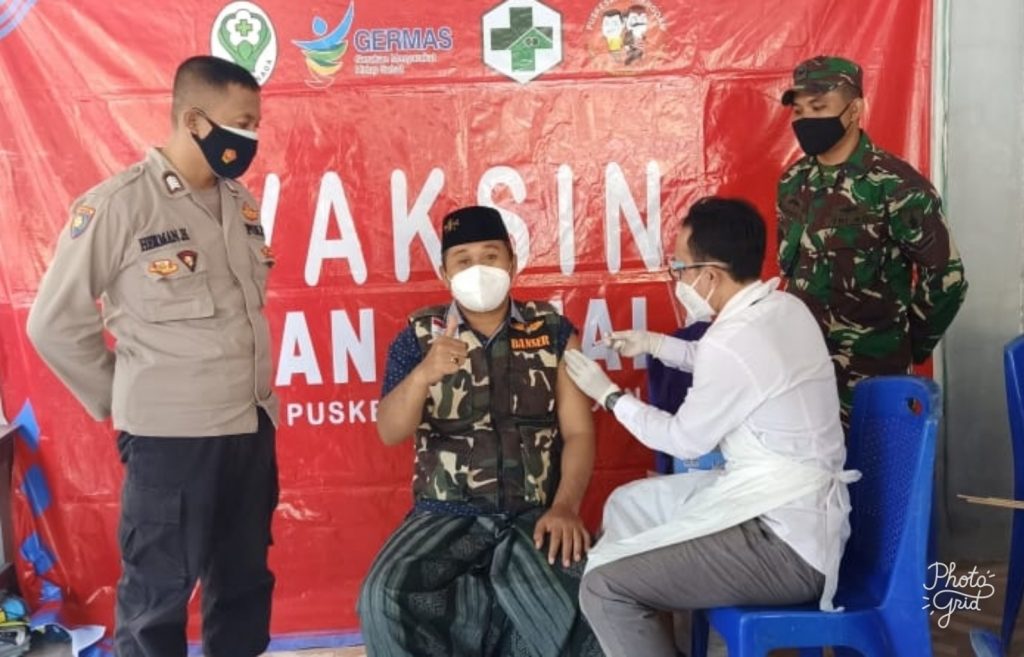 Kades Napo Laok Lakukan Vaksinasi yang Kedua