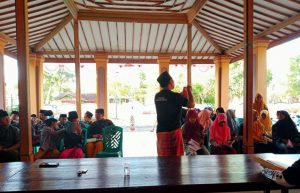 Pemuda Pulau Giliiyang Digerakkan Kajian Literasi oleh Mawardi Ms