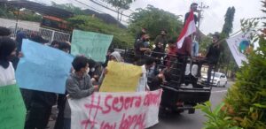 IMKS Demo Kantor Pemkab Sumenep, Desak Kapal DBS 1 dan III Beroperasi