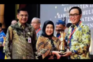 Menteri Dalam Negeri Berikan Penghargaan IGA 2022 Kabupaten Pamekasan