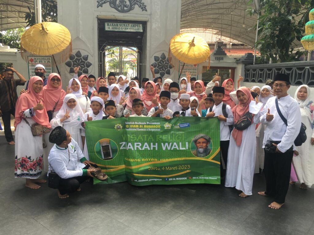 Jelang Ramadhan SDI Al Mubarok Ajak siswanya Ziarah Wali