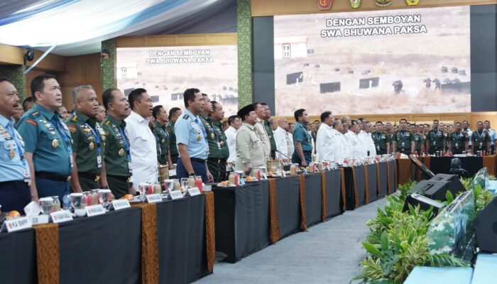 Pemerintah Fasilitasi 2.999 Evakuasi dan Repatriasi di Timur Tengah, Pastikan Tak Ada WNI Terlantar